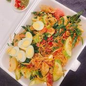 tré trộn nem chả